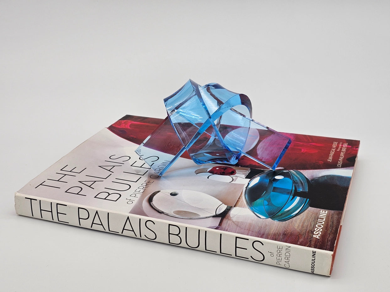 Acrylic Knot - Translucent Light Blue