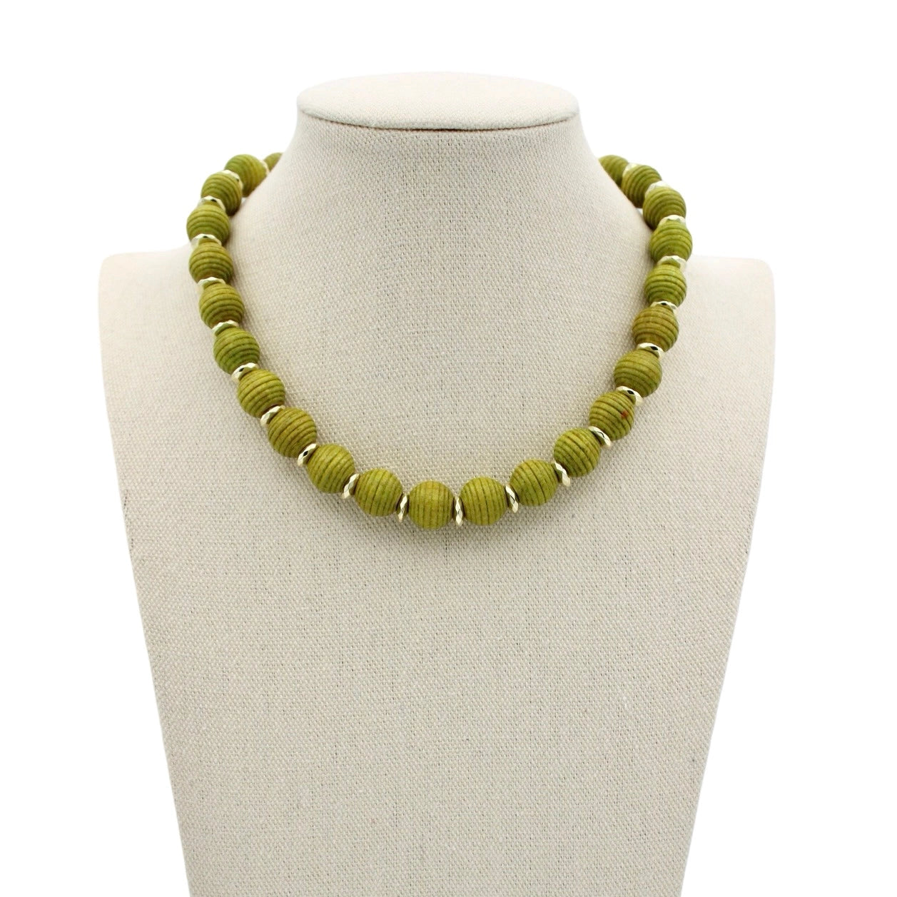 Textured Wood Bead Necklace - Green